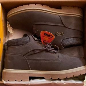 Lugz Brand. (Size 8) Women’s Charcoal Boots.